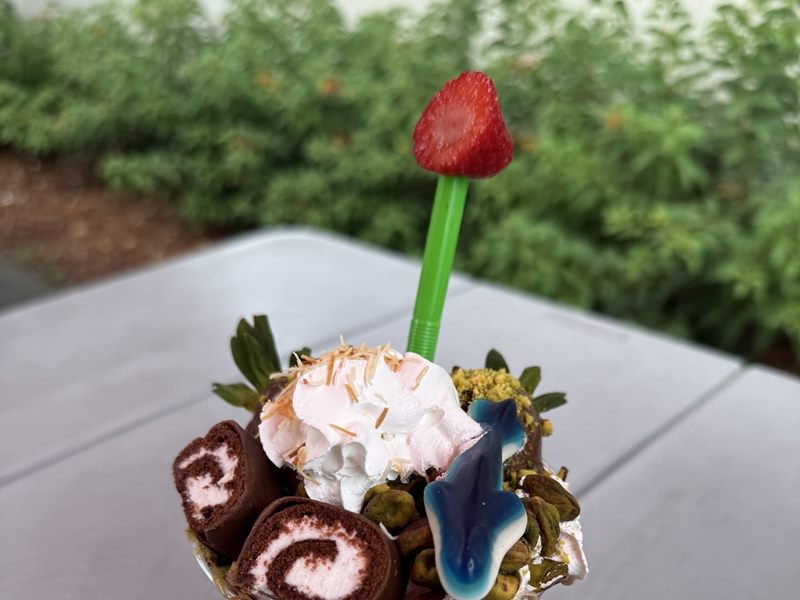 La Isla Del Frappe & Puchunguis Pinchos food